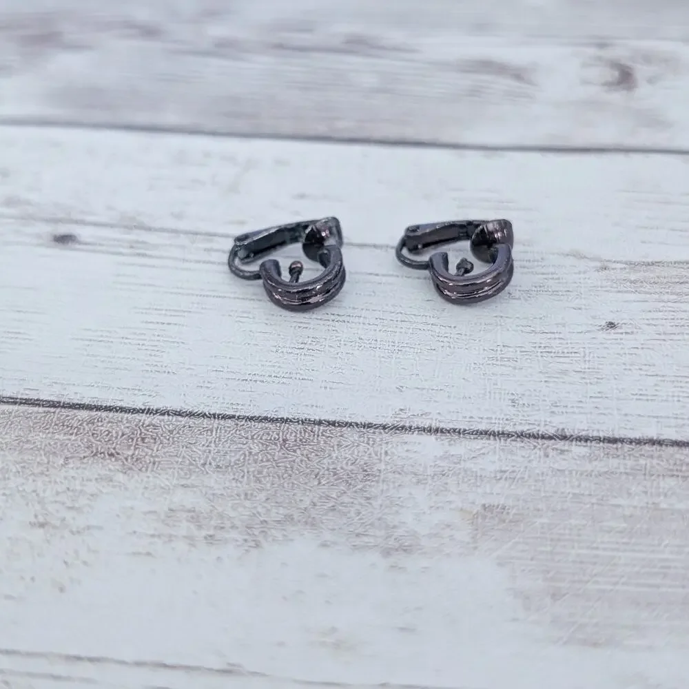 Vintage Clip On Earrings Brown - Missing Something?
